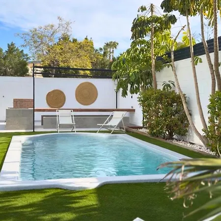 Casa Alegra Pool & וילה גראן אלקנט