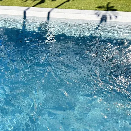 Casa Alegra Pool & גראן אלקנט